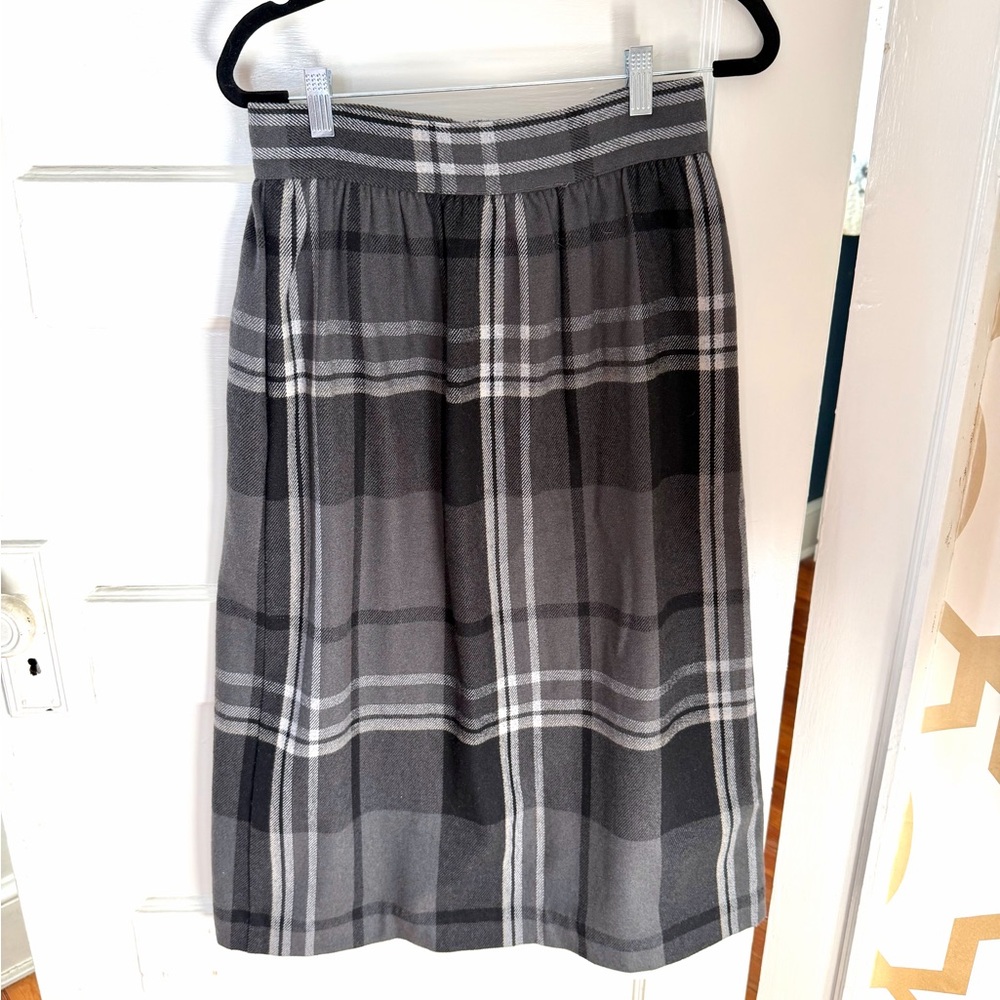Elegant Charcoal Plaid A-Line Skirt